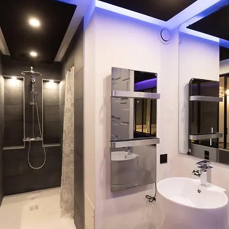 Appartement-jacuzzi / à 800m Du Centre *